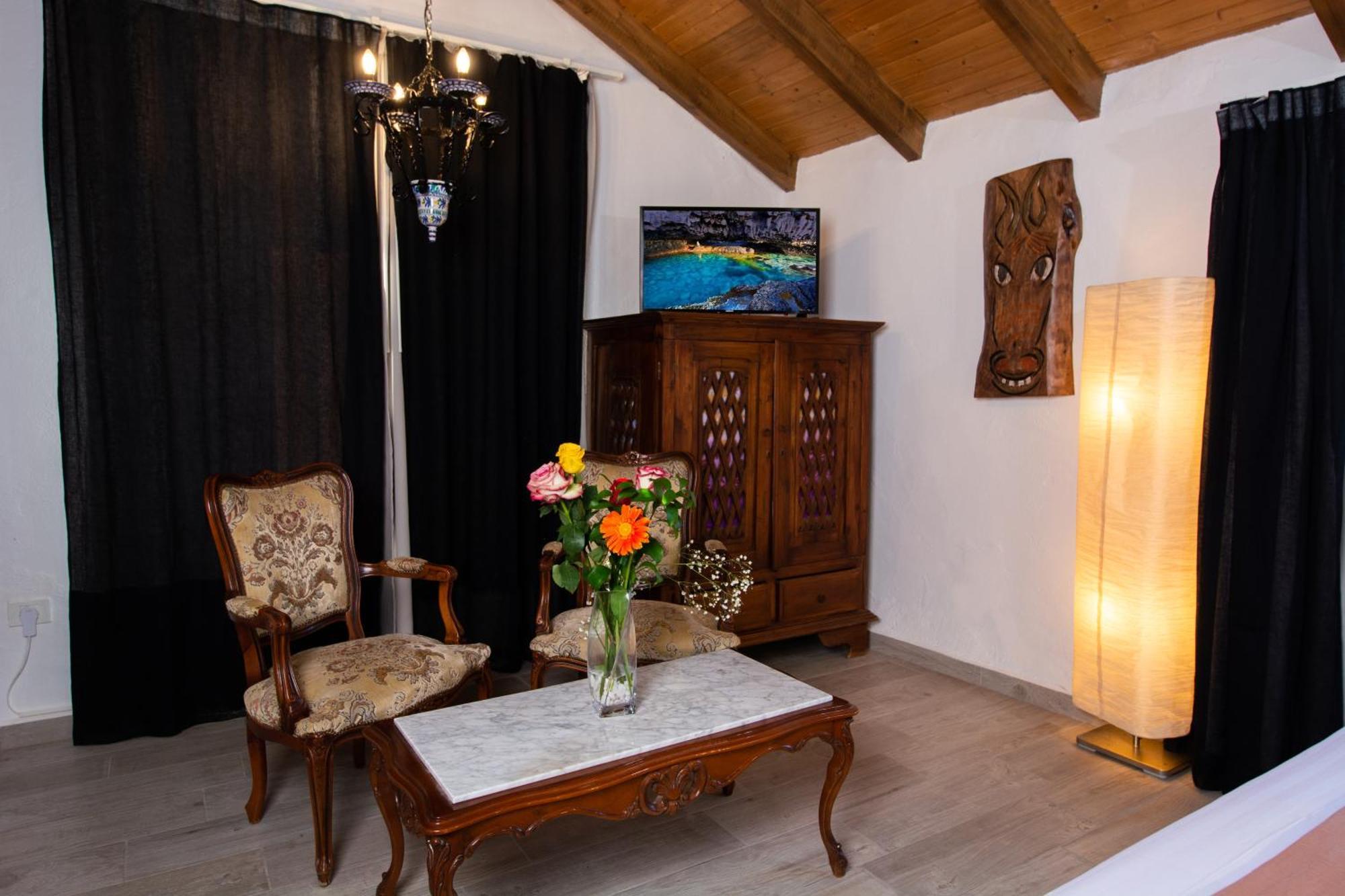 Geko Hotels Los Llanillos Εξωτερικό φωτογραφία